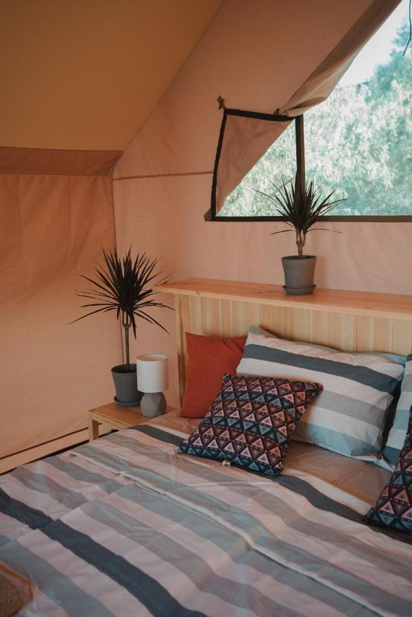 Glamping Mandra Hotel Zatoka Zewnętrze zdjęcie
